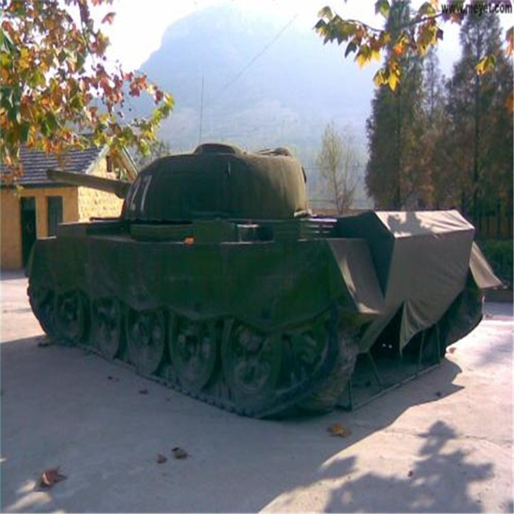 思明大型充气坦克